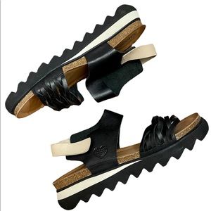 Vegan sandals handmade in Spain. Ethical plant-based materials. EUR 37 / US 6